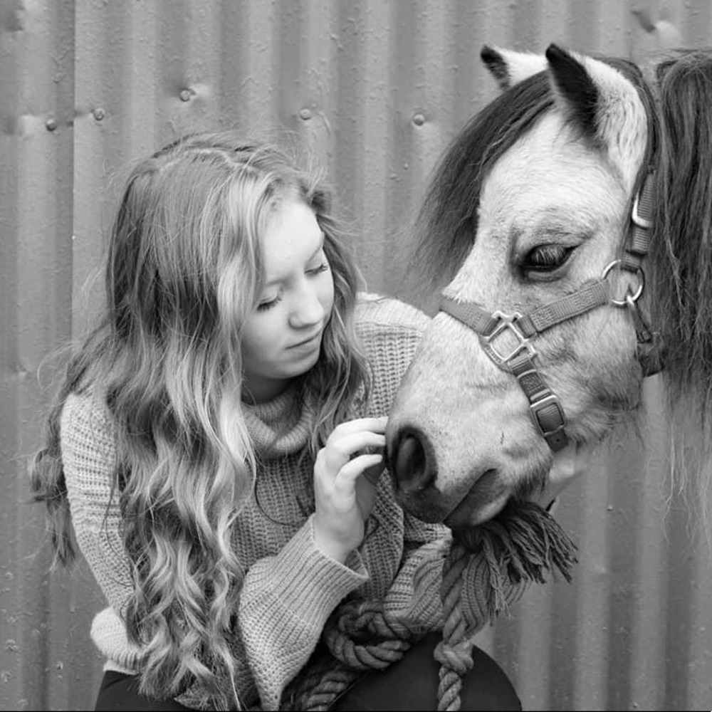 Meet your Posher, Madison